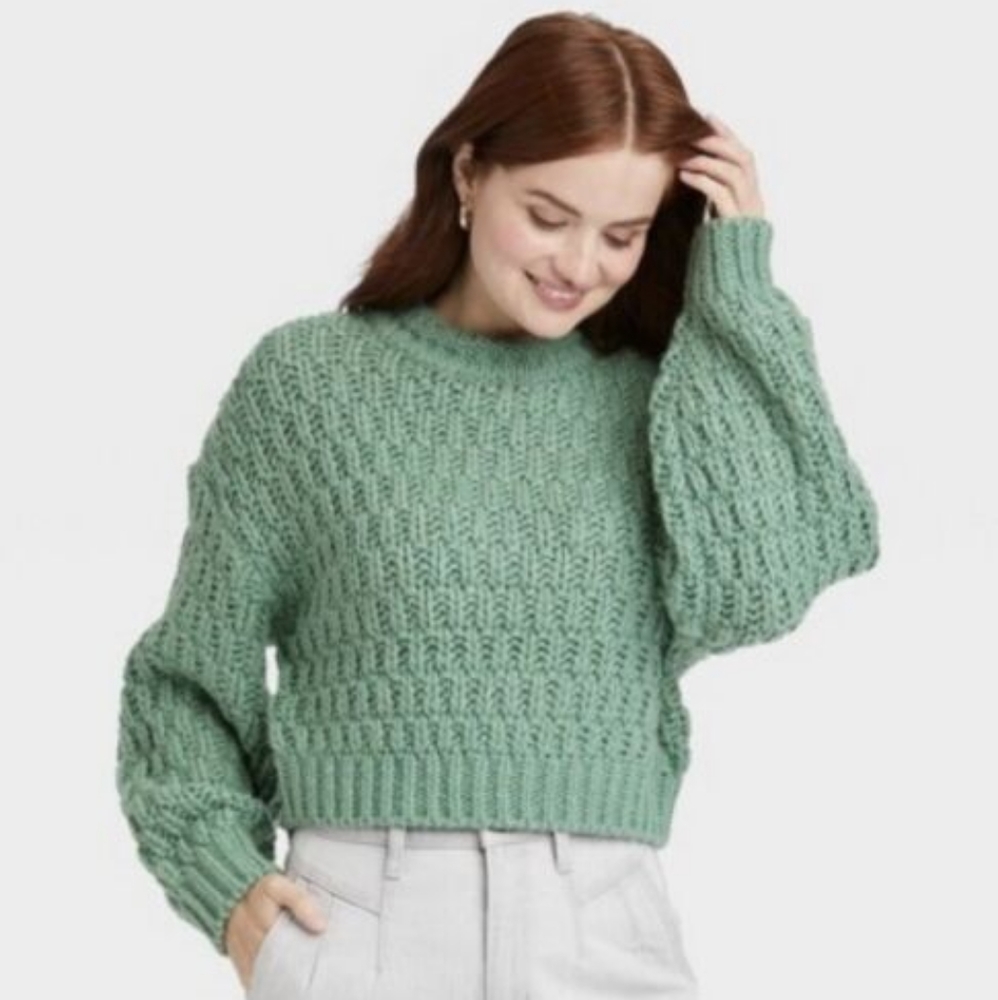 NWT Universal Thread Light Green Sweater, slightly cropped XXL
